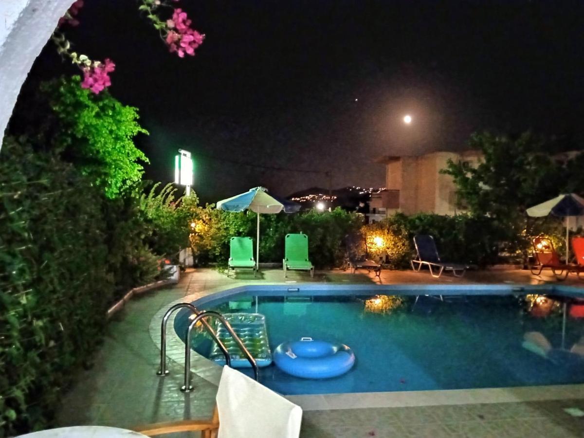 Creta Sun Hotel Studios อาเยีย เปลาเยีย ภายนอก รูปภาพ